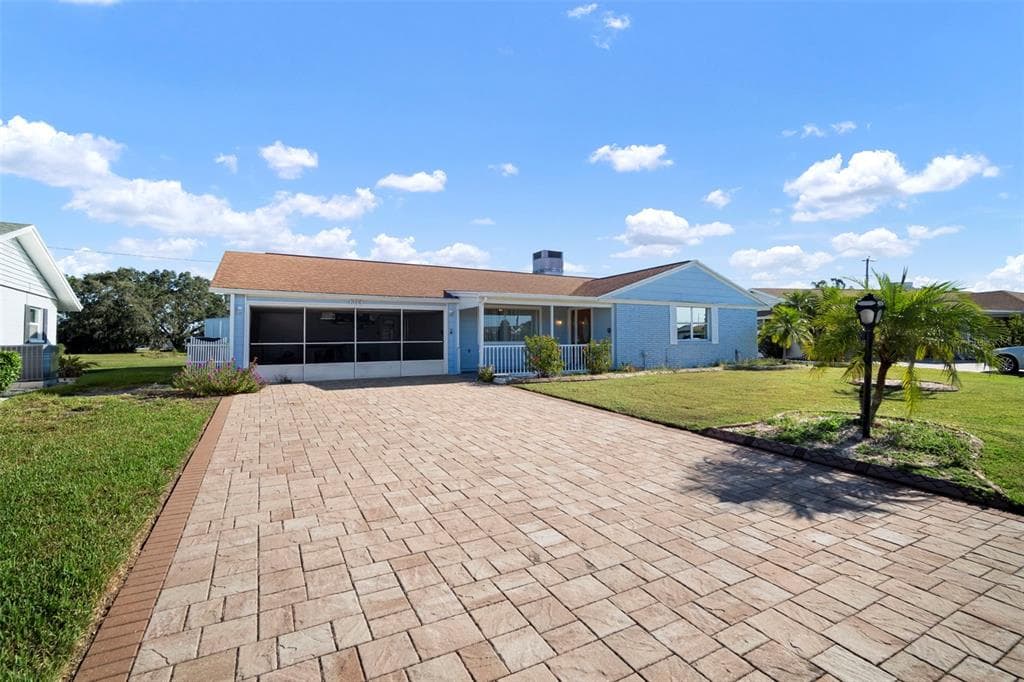 609 FOX HILLS DRIVE, SUN CITY CENTER, FL 33573