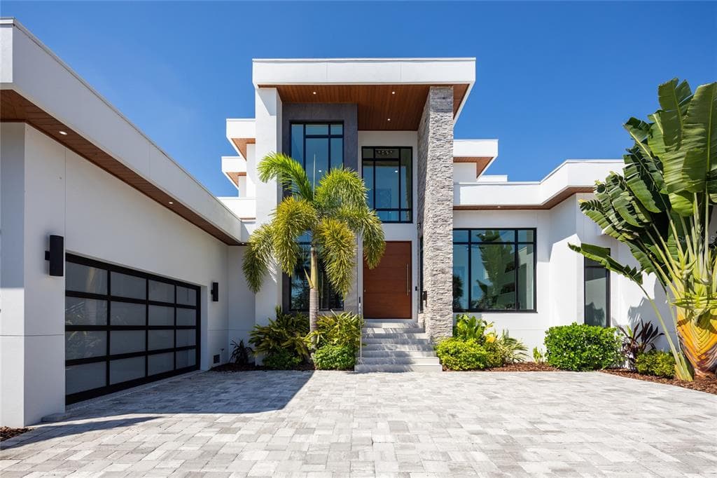 5237 61ST AVENUE S, ST PETERSBURG, FL 33715