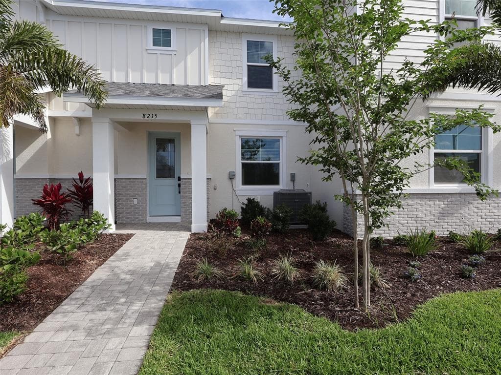 8215 SEAFLOWER PARKWAY, BRADENTON, FL 34210