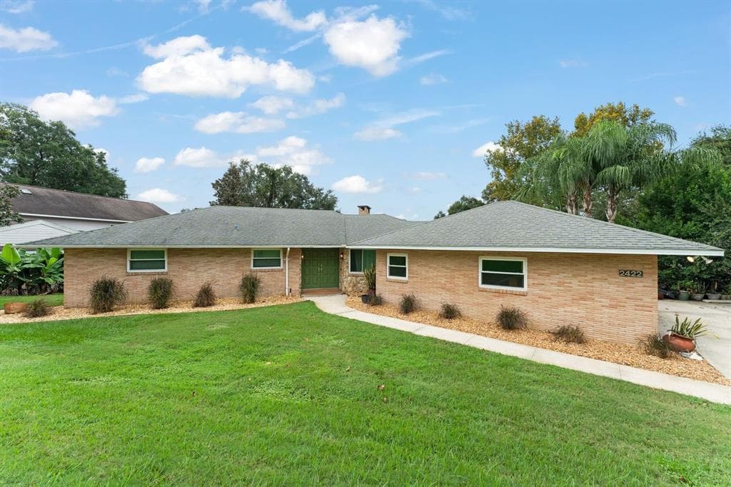 2422 TOPPING PLACE, EUSTIS, FL 32726