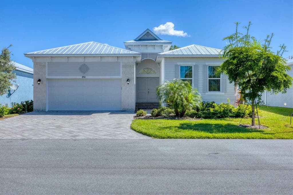 8936 CONCH AVENUE, PLACIDA, FL 33946