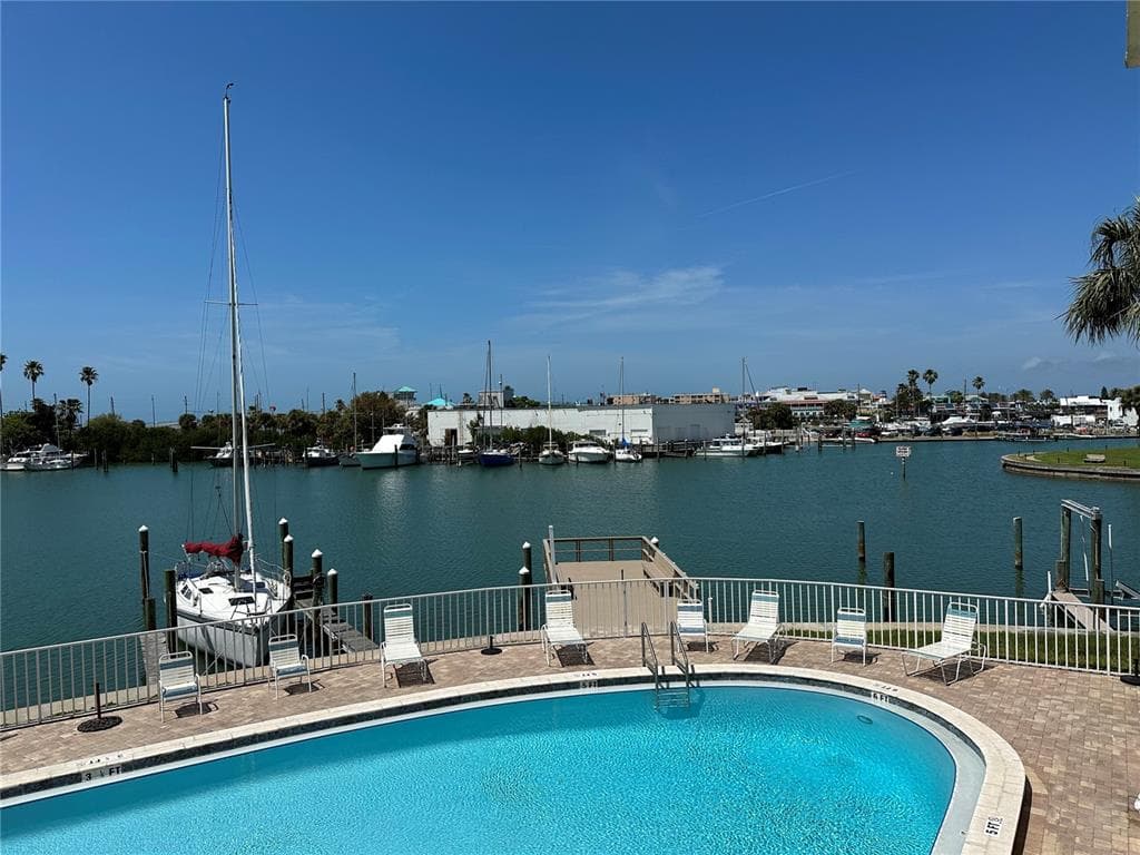12500 CAPRI CIR N # 401, TREASURE ISLAND, FL 33706