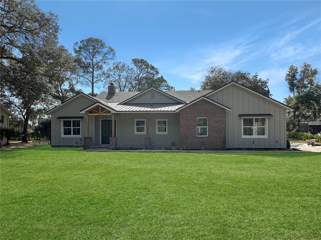 935 N THOMPSON ROAD, APOPKA, FL 32712
