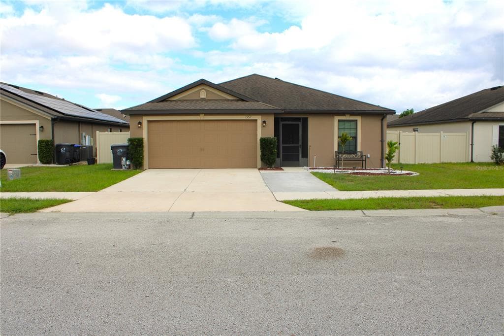 1552 SWAN LAKE CIRCLE, DUNDEE, FL 33838