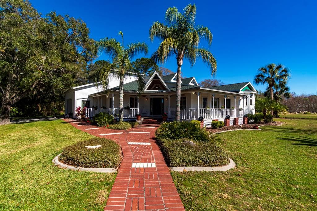 9215 RIDGE ROAD, NEW PORT RICHEY, FL 34654
