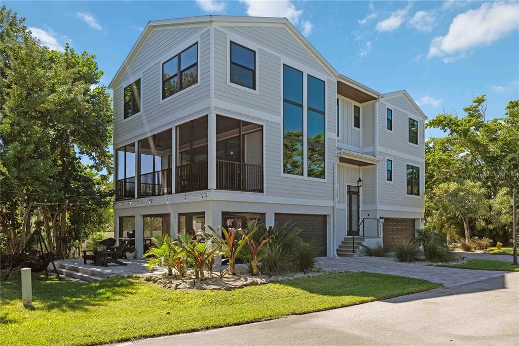 6322 LAGUNA DRIVE # 1, LONGBOAT KEY, FL 34228