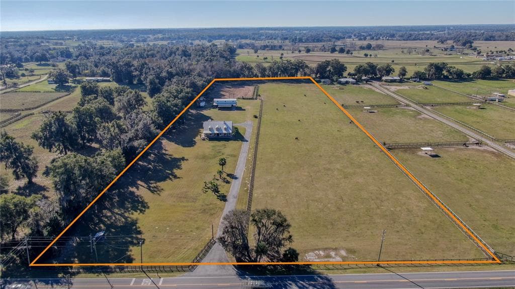 2198 W HIGHWAY 329, CITRA, FL 32113