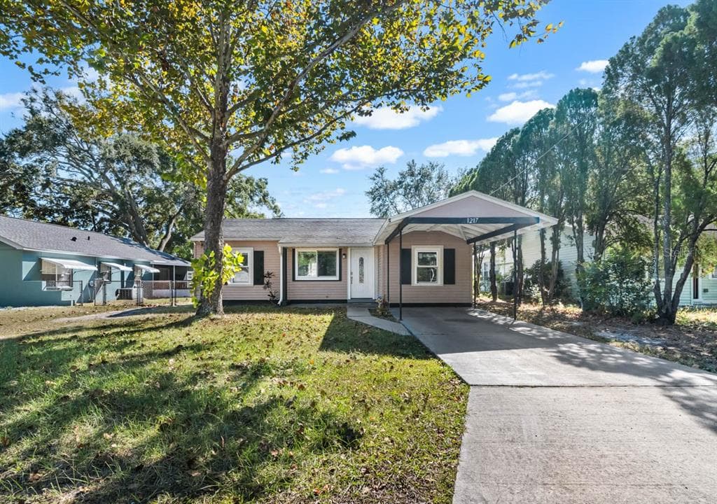 1217 LAMBRIGHT STREET, TAMPA, FL 33604