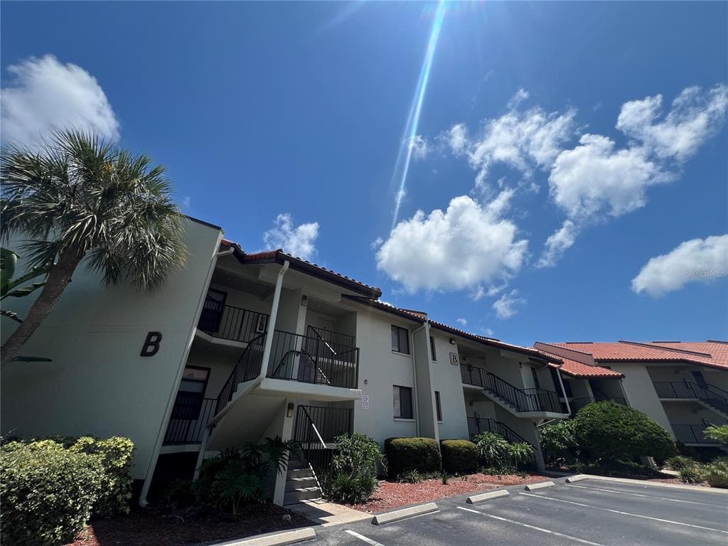 1515 PINELLAS BAYWAY S # 15, TIERRA VERDE, FL 33715