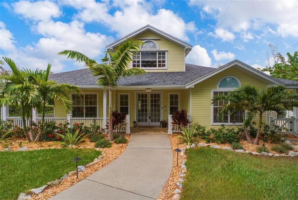 266 FLORIDA BOULEVARD, CRYSTAL BEACH, FL 34681