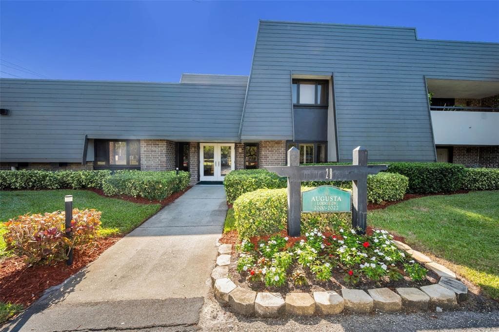 36750 US HIGHWAY 19 N # 28-2017, PALM HARBOR, FL 34684