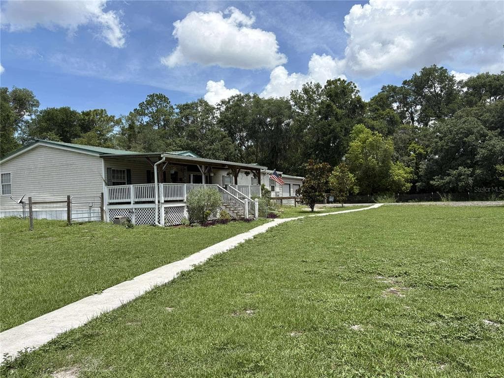 876 MENTON ROAD, PIERSON, FL 32180