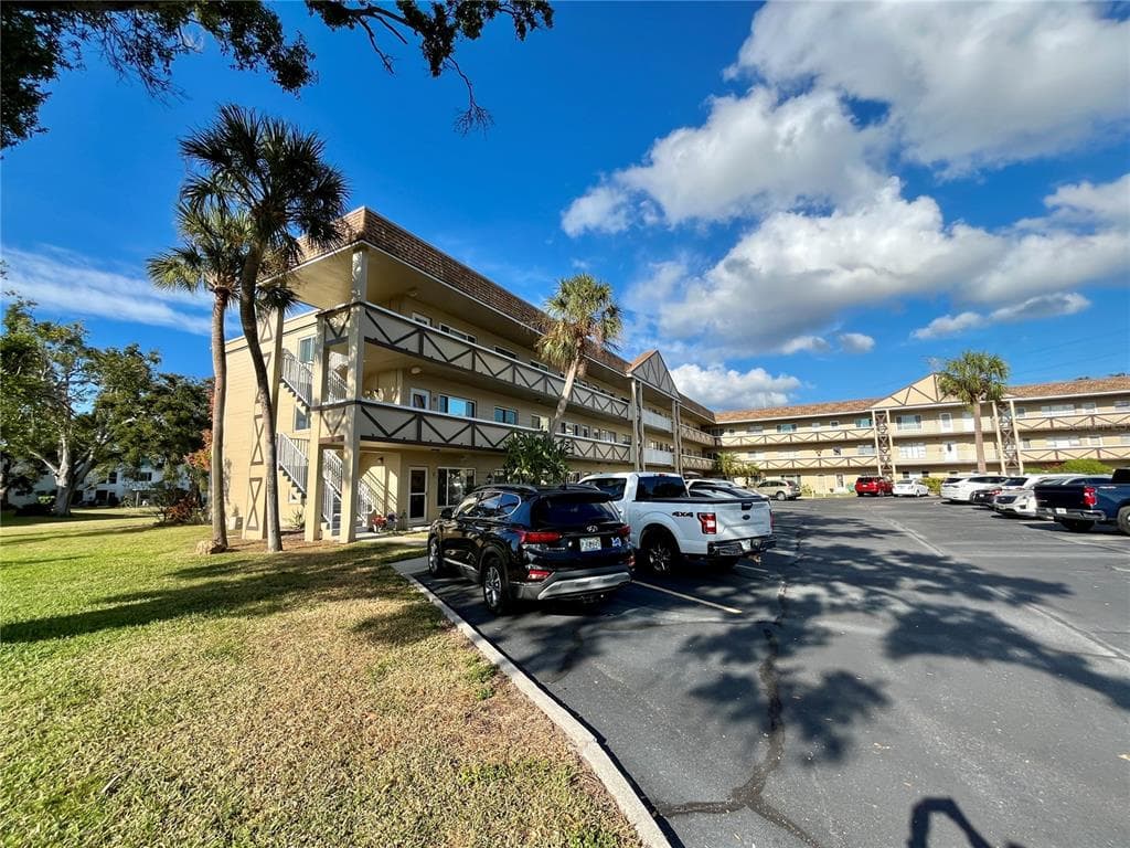 2464 AUSTRALIA WAY E # 66, CLEARWATER, FL 33763