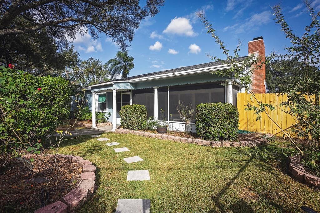 2614 FAIRVIEW AVENUE, SEFFNER, FL 33584