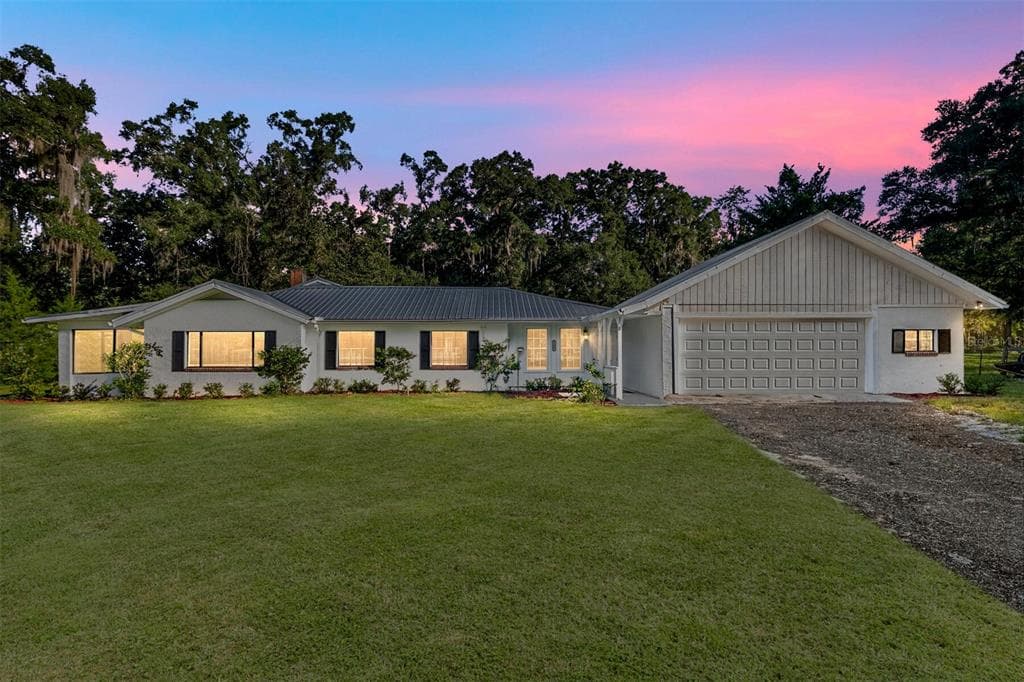 17067 NW GAINESVILLE ROAD, REDDICK, FL 32686