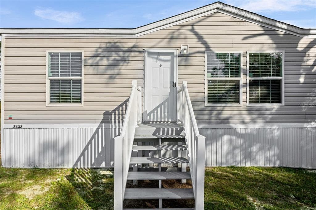 8432 SWEDEN BOULEVARD, PUNTA GORDA, FL 33982