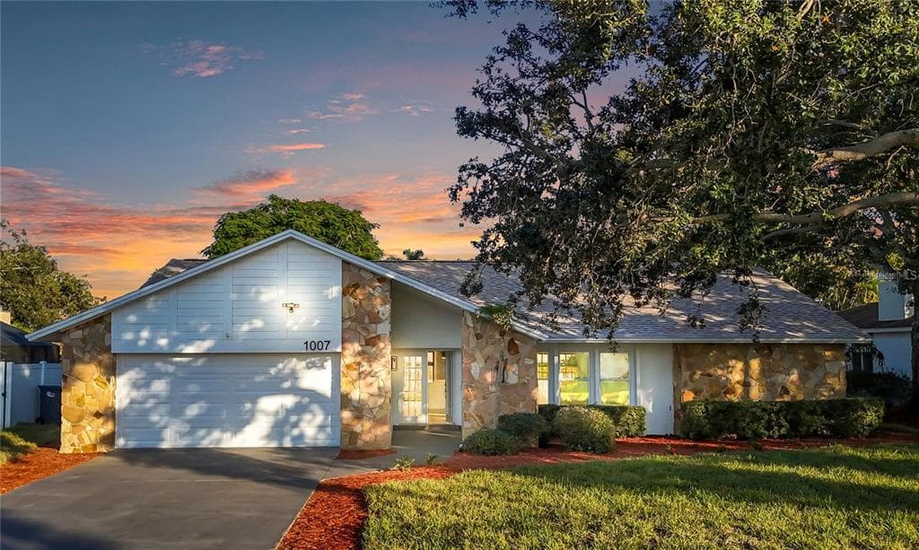 1007 NW 82ND STREET, BRADENTON, FL 34209