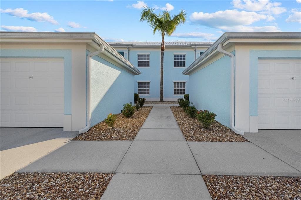 5747 SABAL TRACE DRIVE # 203, NORTH PORT, FL 34287