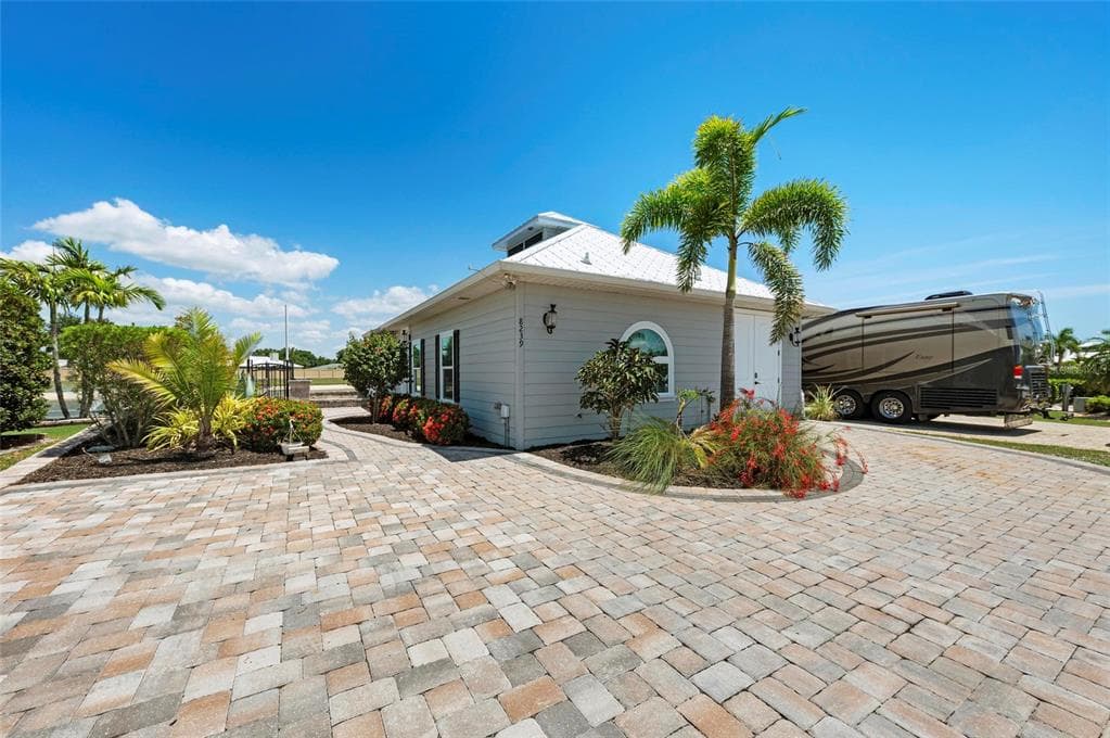 8239 SW SAND CRANE CIRCLE # LOT 11, ARCADIA, FL 34269
