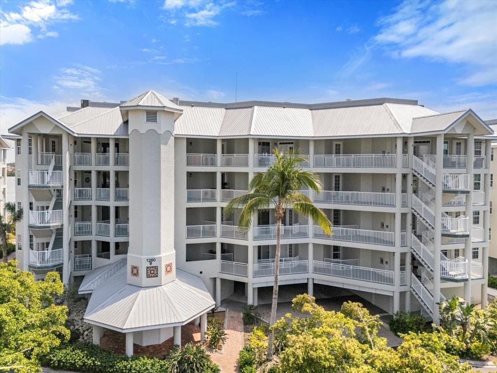 1260 DOLPHIN BAY WAY # 404, SARASOTA, FL 34242
