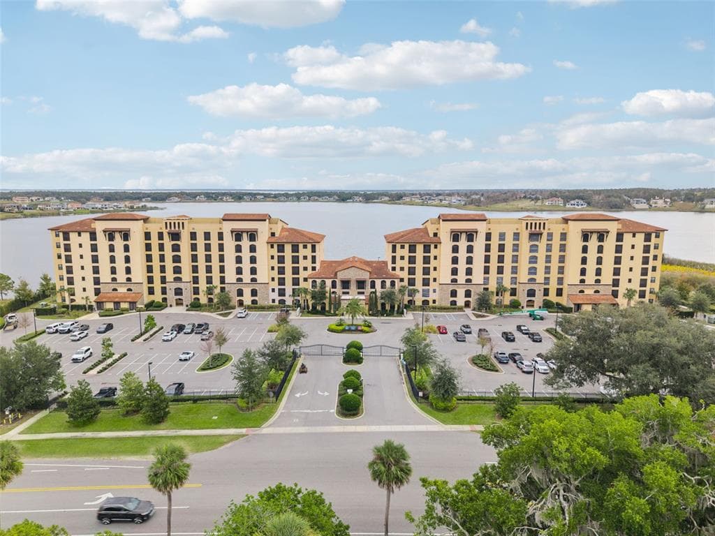16300 COUNTY ROAD 455 # 302, MONTVERDE, FL 34756