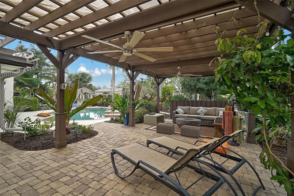 4508 WOODSIDE ROAD, SARASOTA, FL 34242