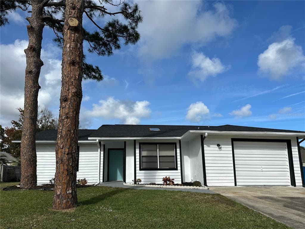 711 KEMPTEN STREET NW, PALM BAY, FL 32907