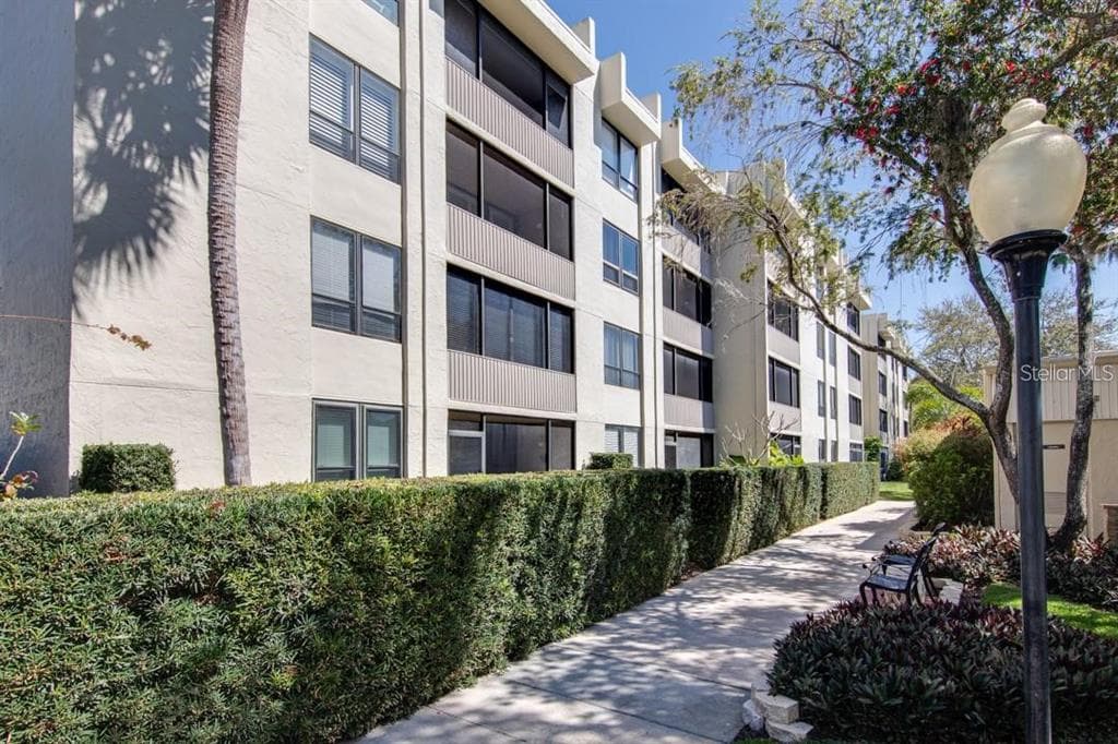 2615 COVE CAY DRIVE # 205, CLEARWATER, FL 33760