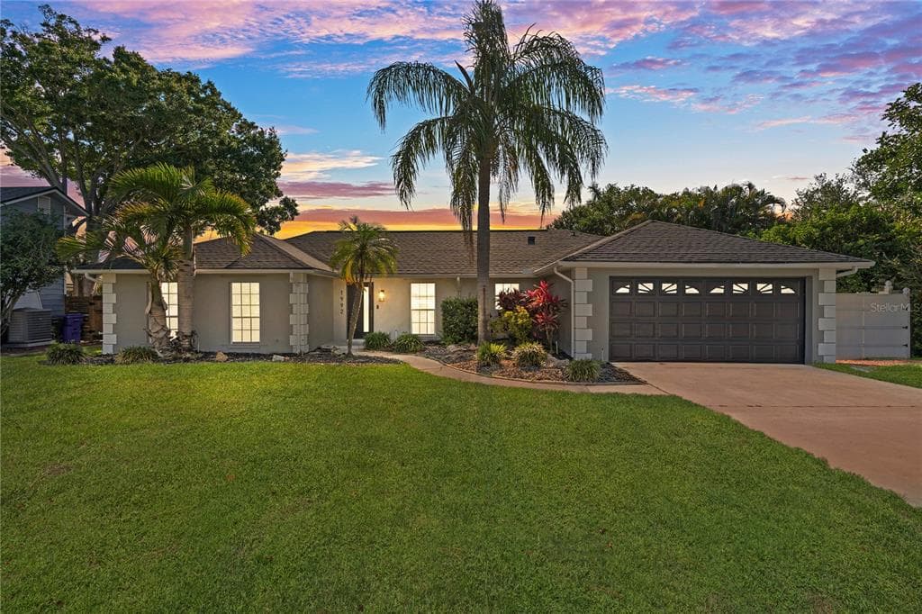 1992 ARVIS CIRCLE E, CLEARWATER, FL 33764