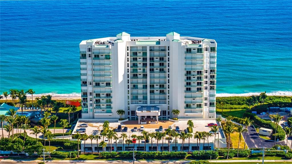 8650 S OCEAN DR # 301, JENSEN BEACH, FL 34957