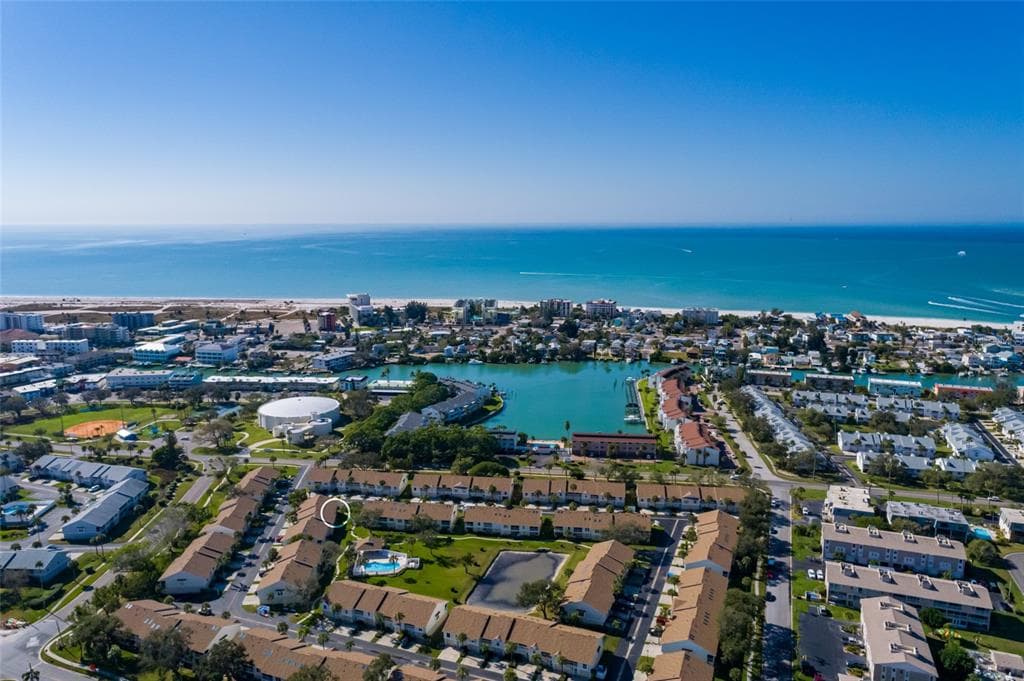 216 SUN VISTA CT S, TREASURE ISLAND, FL 33706