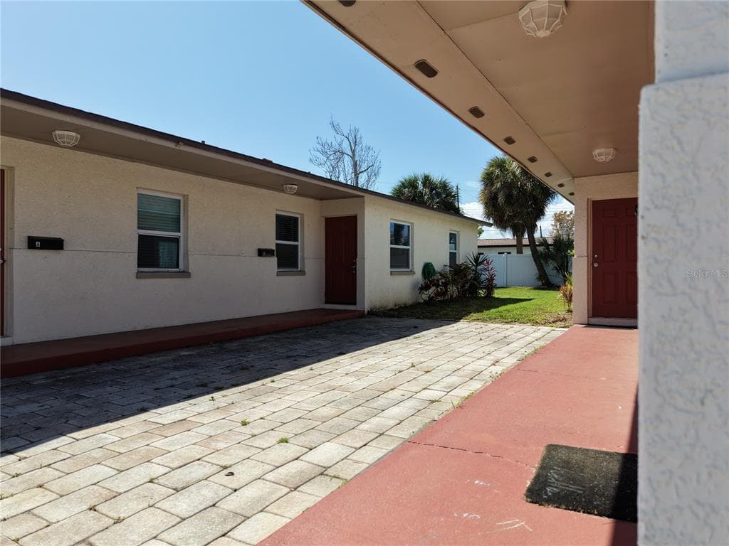 6627 S WEST SHORE BOULEVARD, TAMPA, FL 33616