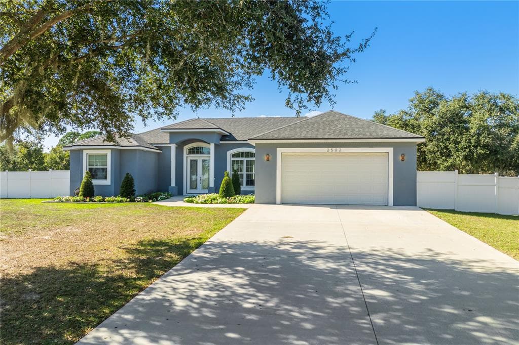 2502 LAKE FRONT DRIVE, LAKE WALES, FL 33898