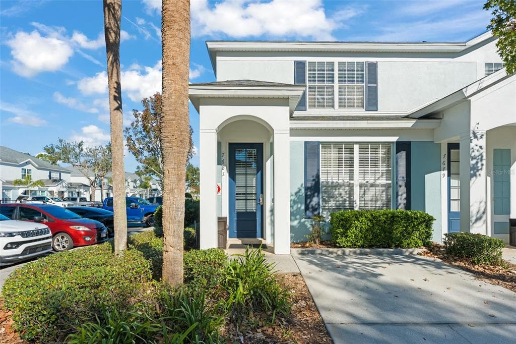 7681 SIR KAUFMANN COURT, KISSIMMEE, FL 34747