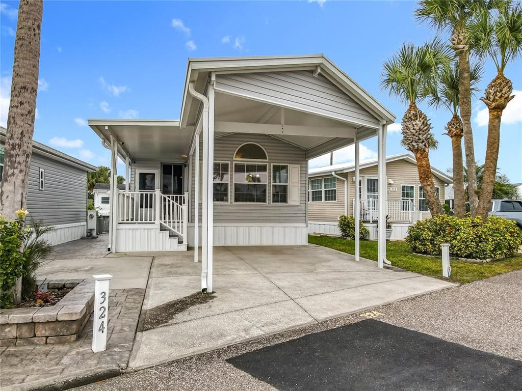 9000 US HWY 192 # 324, CLERMONT, FL 34714