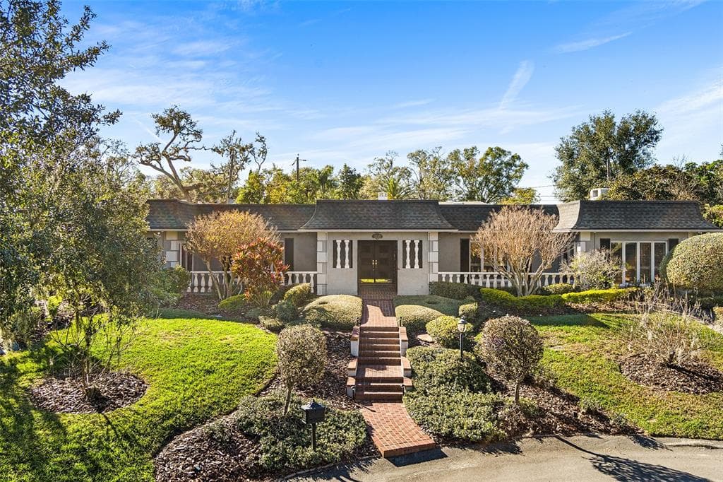 1249 LAKE POINT DRIVE, LAKELAND, FL 33813