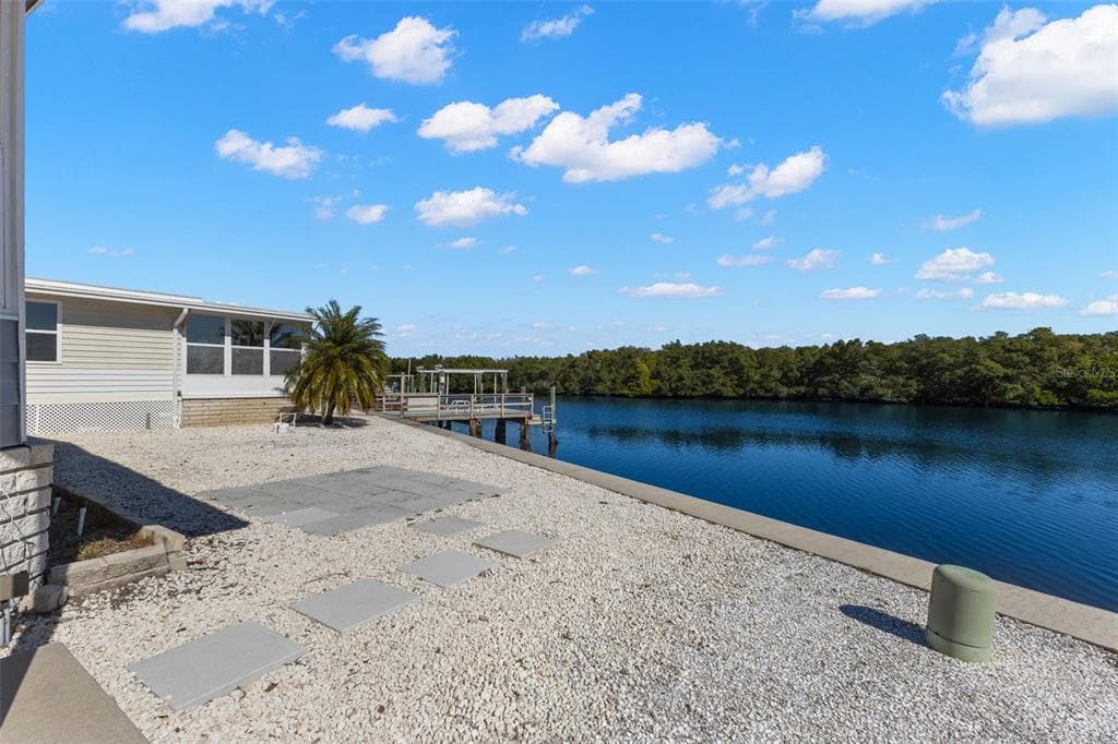 7113 MOUNT PINEY ROAD NE # 719, ST PETERSBURG, FL 33702