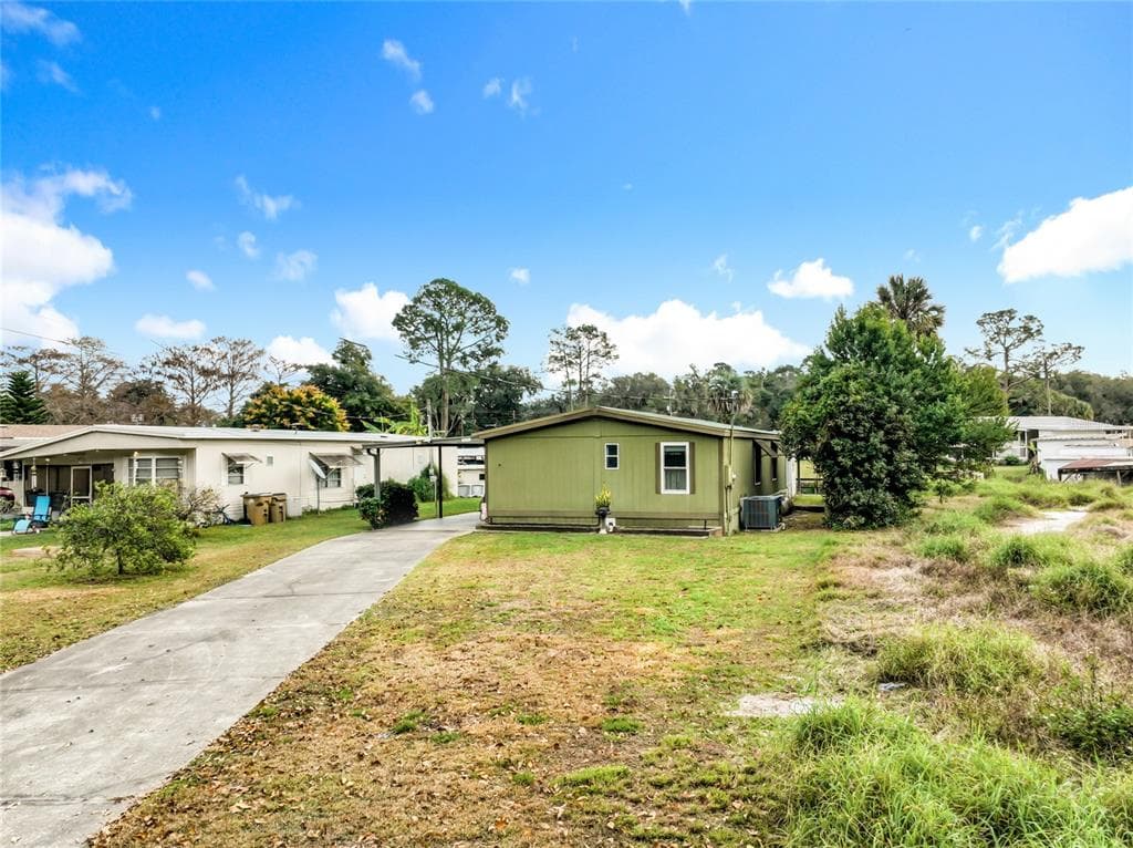 13508 PALM DRIVE, ASTATULA, FL 34705