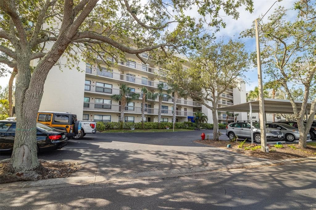 1316 PASADENA AVENUE S # 204, SOUTH PASADENA, FL 33707