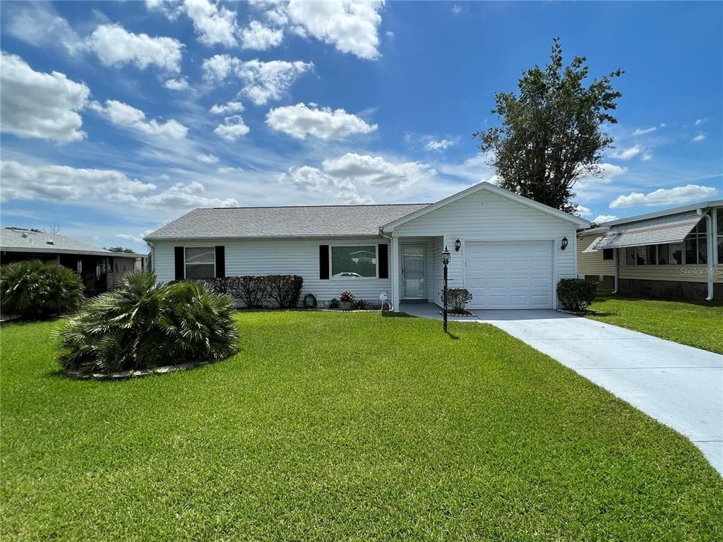 1232 ZAPATA PLACE, LADY LAKE, FL 32159