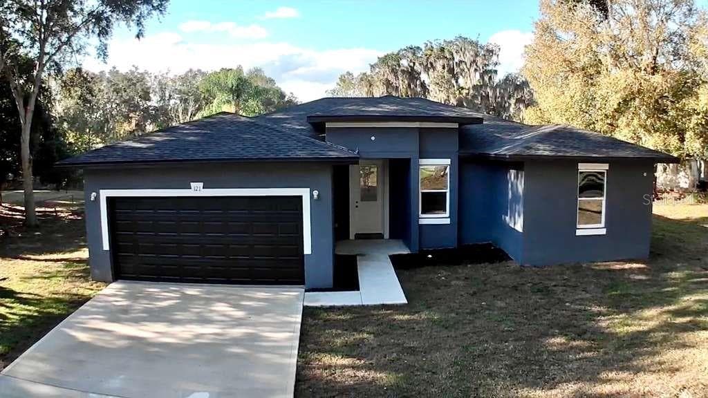121 ARGYLE AVENUE, FROSTPROOF, FL 33843