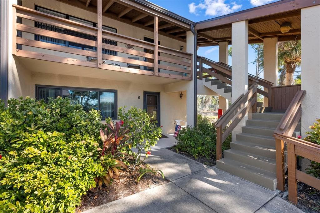 25 QUAILS RUN BOULEVARD # 6, ENGLEWOOD, FL 34223