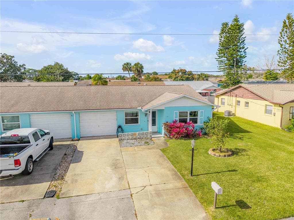 26 LAUGHING GULL LANE, EDGEWATER, FL 32141