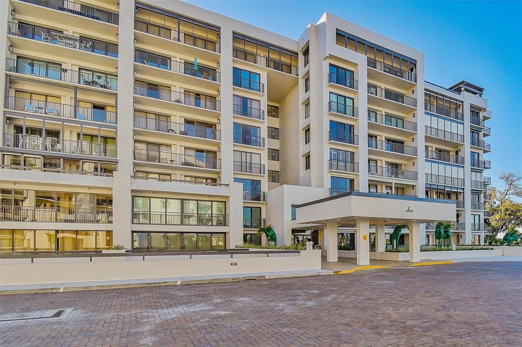 6 BELLEVIEW BOULEVARD # 801, BELLEAIR, FL 33756