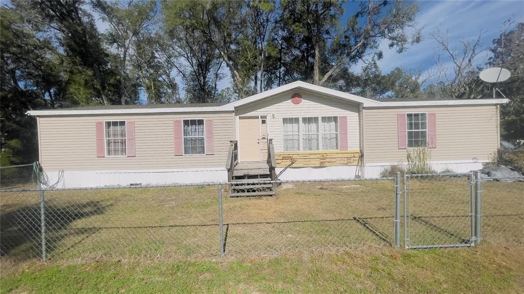 605 STANDRIDGE STREET, BRONSON, FL 32621