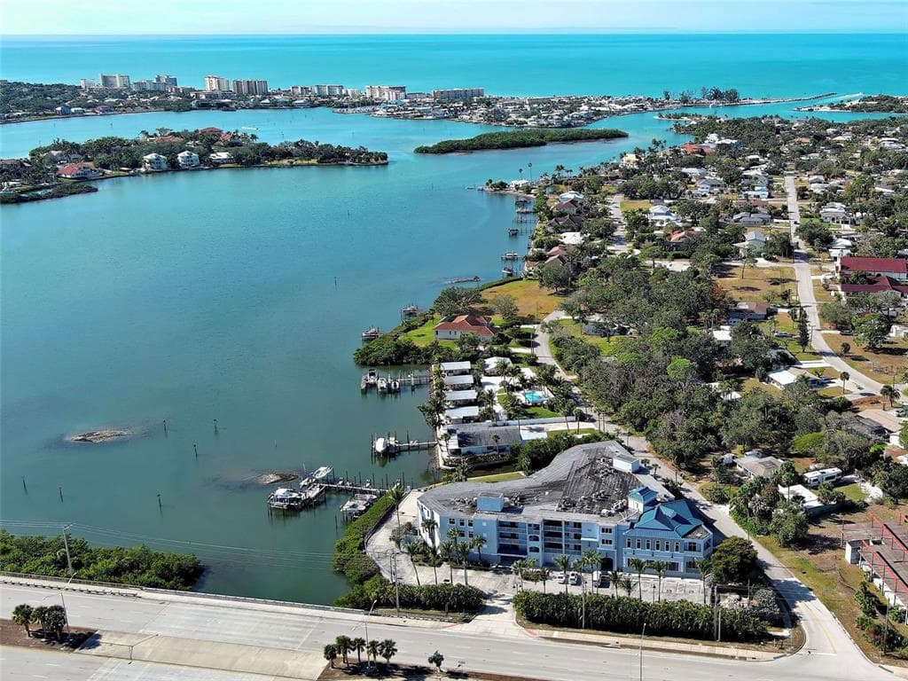 516 TAMIAMI TRAIL S # 201, NOKOMIS, FL 34275