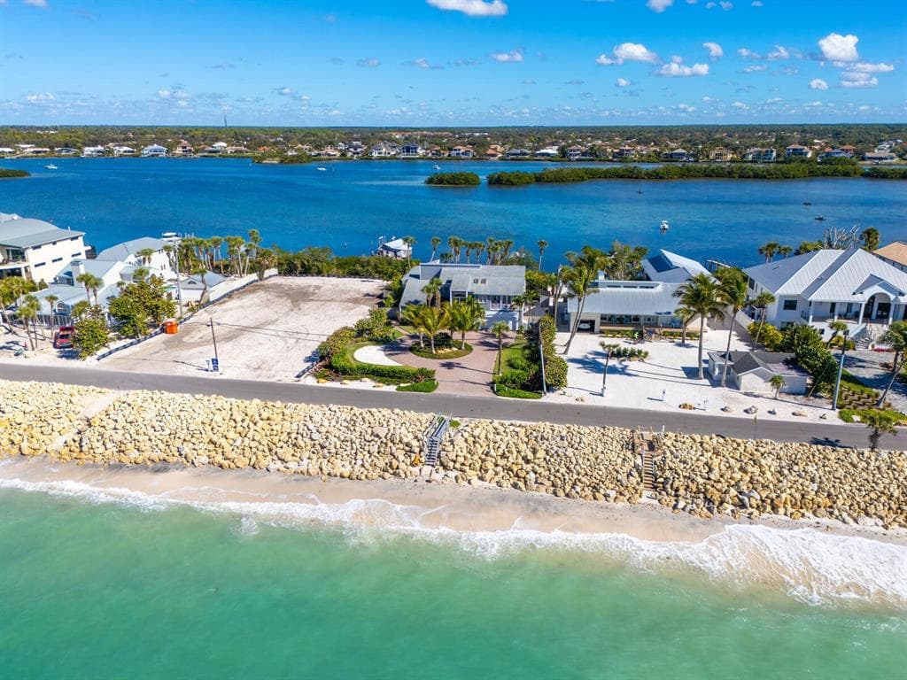 3240 CASEY KEY ROAD, NOKOMIS, FL 34275