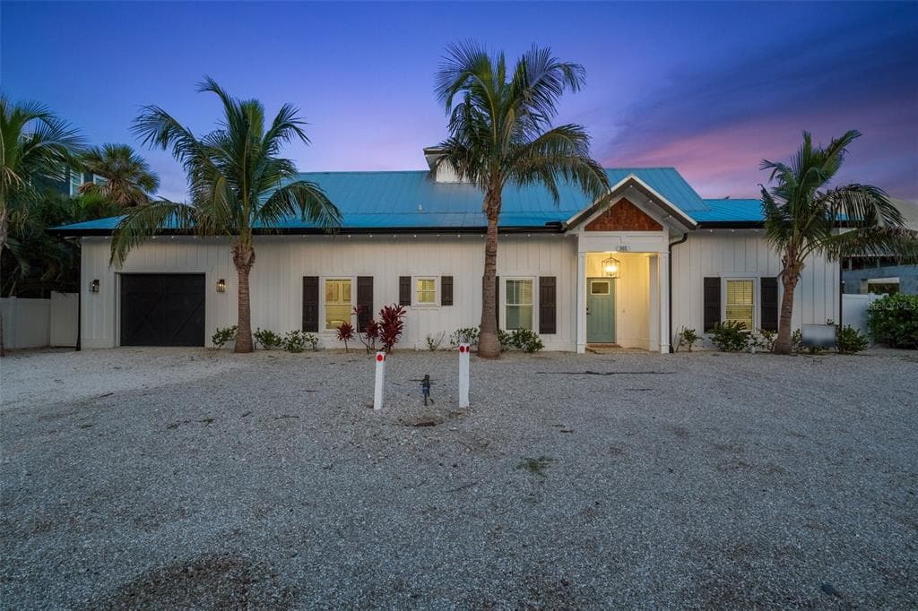 305 73RD STREET, HOLMES BEACH, FL 34217