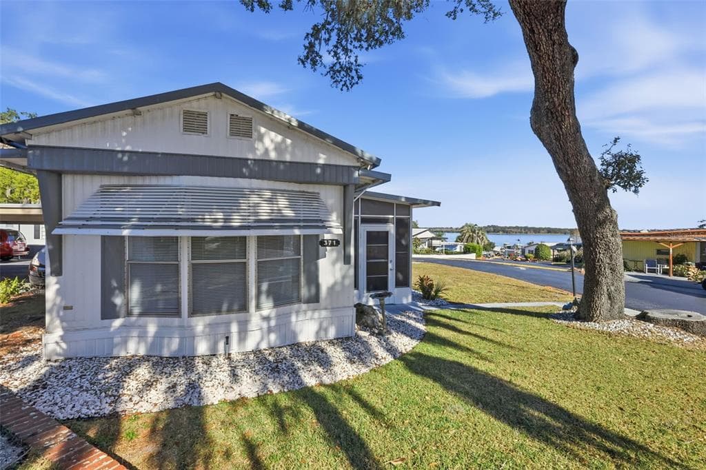 3896 PICCIOLA ROAD # #371, FRUITLAND PARK, FL 34731