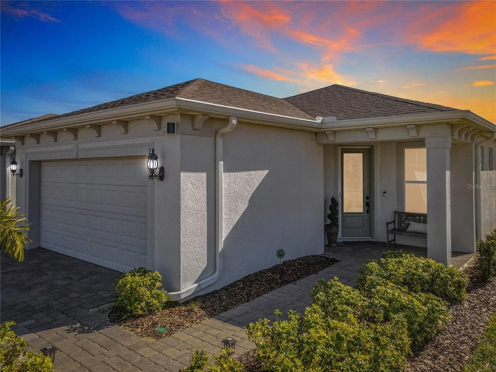 2750 PURPLE MEADOW COURT, MINNEOLA, FL 34715